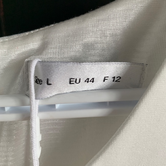 Bodycon Dress, White and Beige, never worn, size 44, zipper, slip - Picture 4 of 9